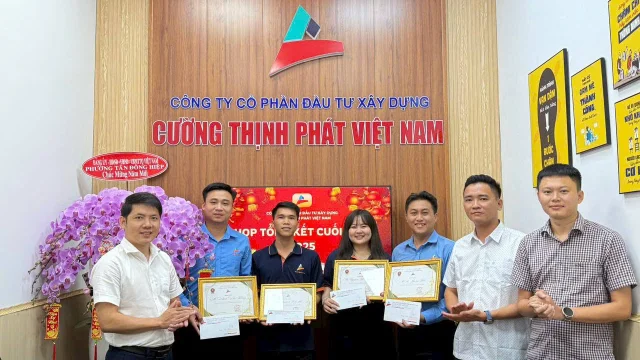 Tổng kết và vinh danh cán bộ nhân viên xuất sắc năm 2025