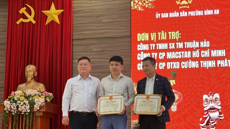 Đồng hành cùng UBND phường Bình An tổ chức trao quà Tết cho các gia đình khó khăn