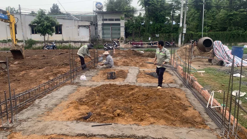 Động thổ khởi công và làm móng công trình nhà phố 3 tầng tại Tân Bình Dĩ An Bình Dương