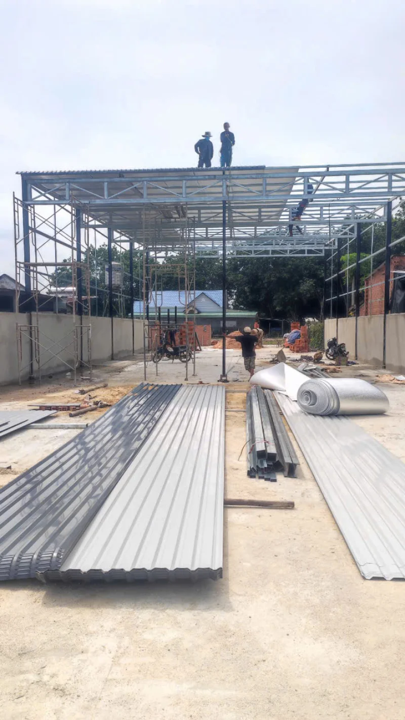 Tiến độ thi công thi công nhà xưởng khung thép mái tôn tại Phú Giáo Bình Dương