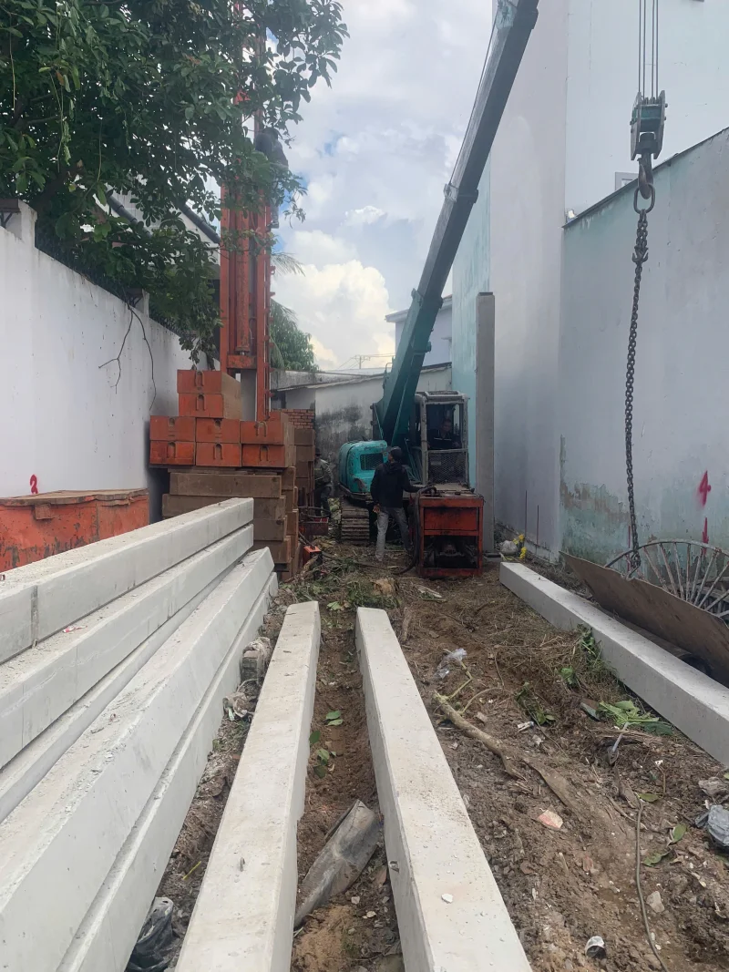 Ép cọc móng công trình nhà phố tại Bình Chánh Tp Hồ Chí Minh
