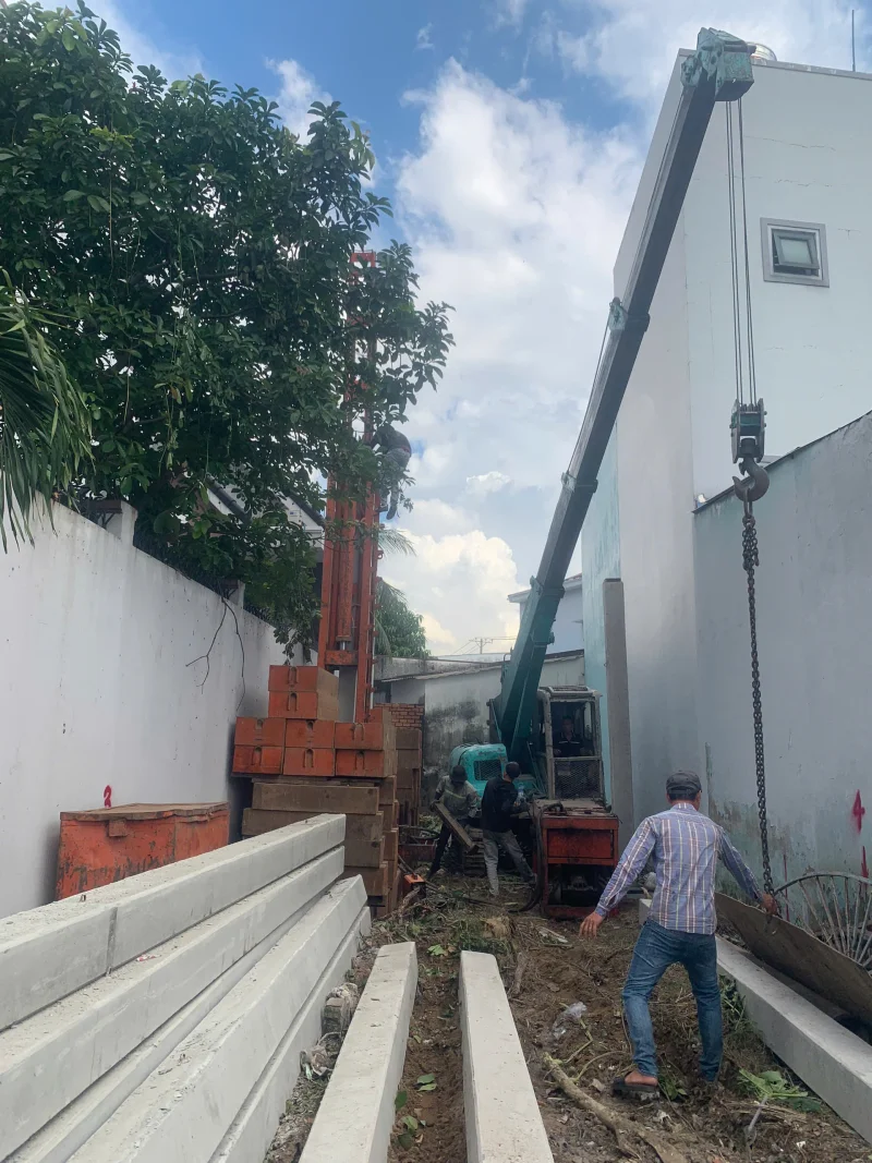 Ép cọc móng công trình nhà phố tại Bình Chánh Tp Hồ Chí Minh