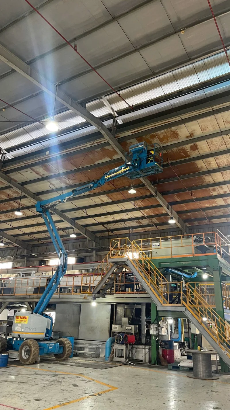 Thi công sơn mái và cải tạo nhà xưởng DSR Vina tại KCN Mỹ Phước 3