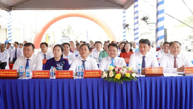 Khánh thành công trình hạ tầng giao thông phường Đông Hoà